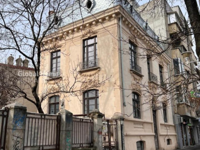 Historic Villa + 306sqm Land | Arh Ion Berindey | Dinicu Golescu - Ultracentral