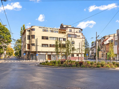 Apartament cu 4 camere | Imobil interbelic | Calea Victoriei 
